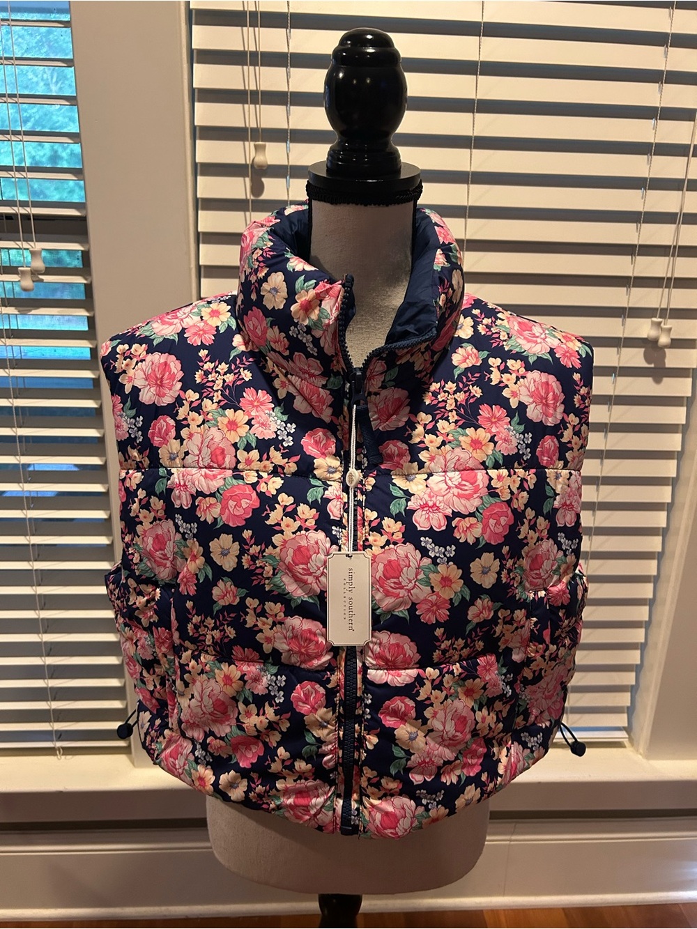 Simply Southern Puffer Vest Womens Size XL Floral Blue Pink Coquette Twee NEW - Picture 2 of 10
